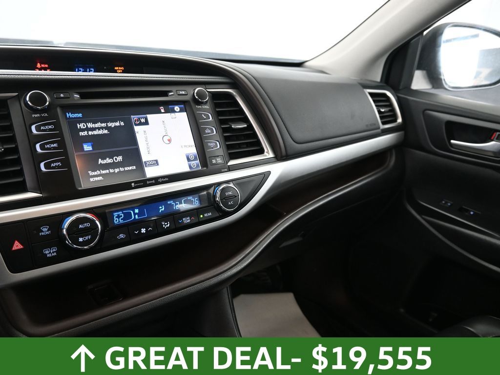 Vehicle image 73 of 78