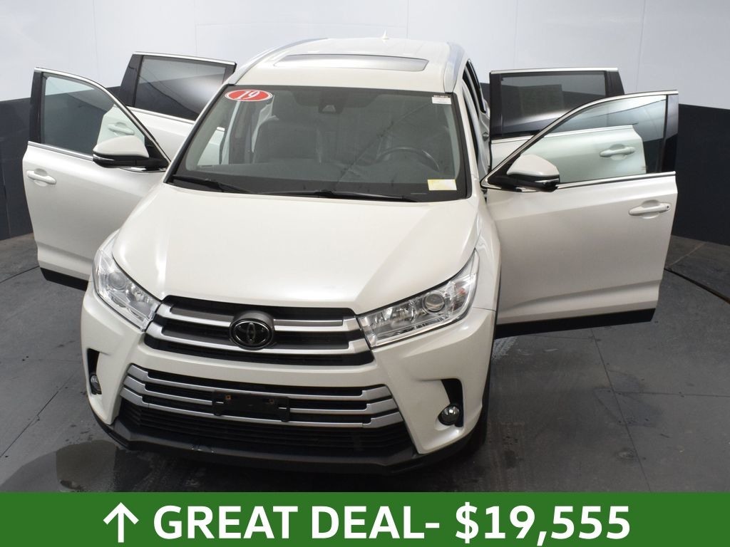Vehicle image 11 of 78