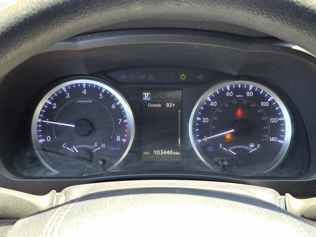 Vehicle image 26 of 40