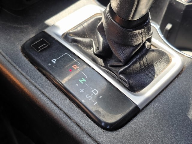 Vehicle image 30 of 40