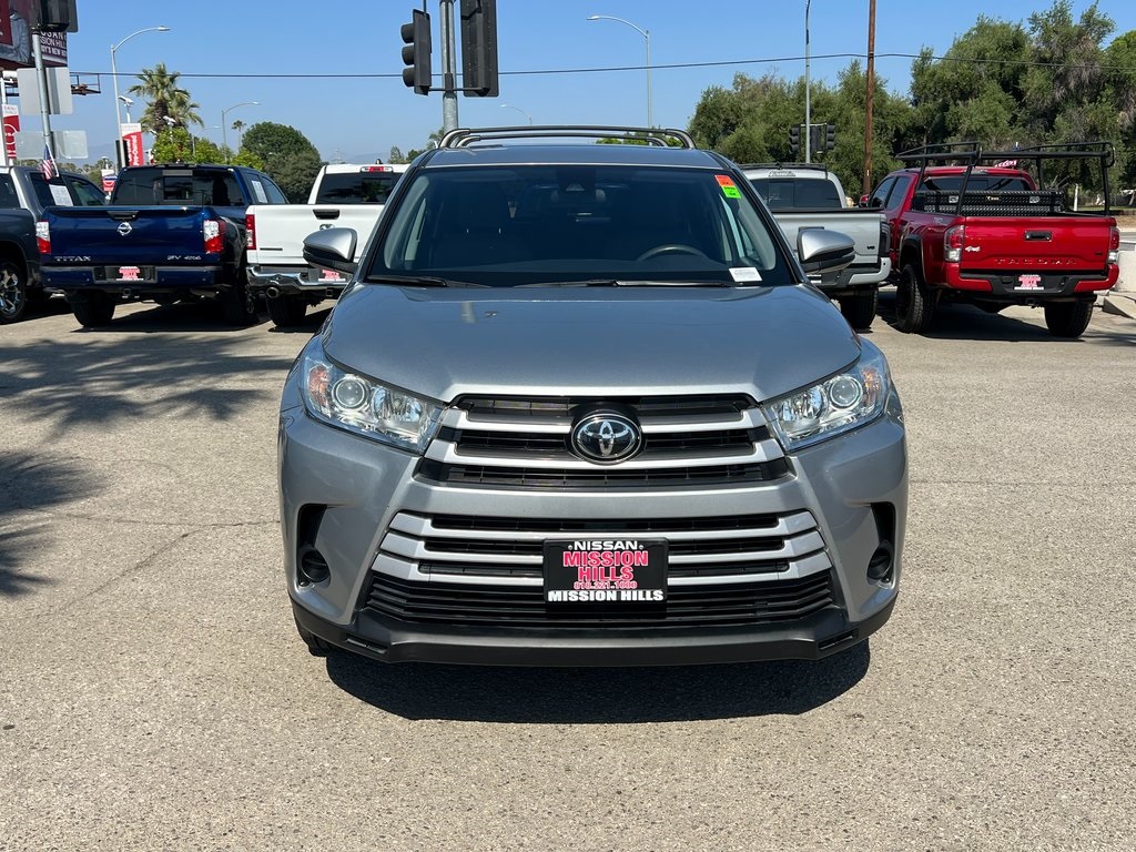 Vehicle image 3 of 33
