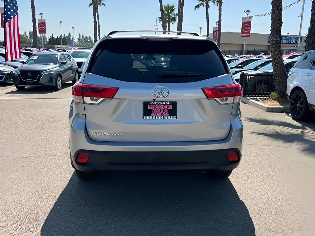 Vehicle image 32 of 33