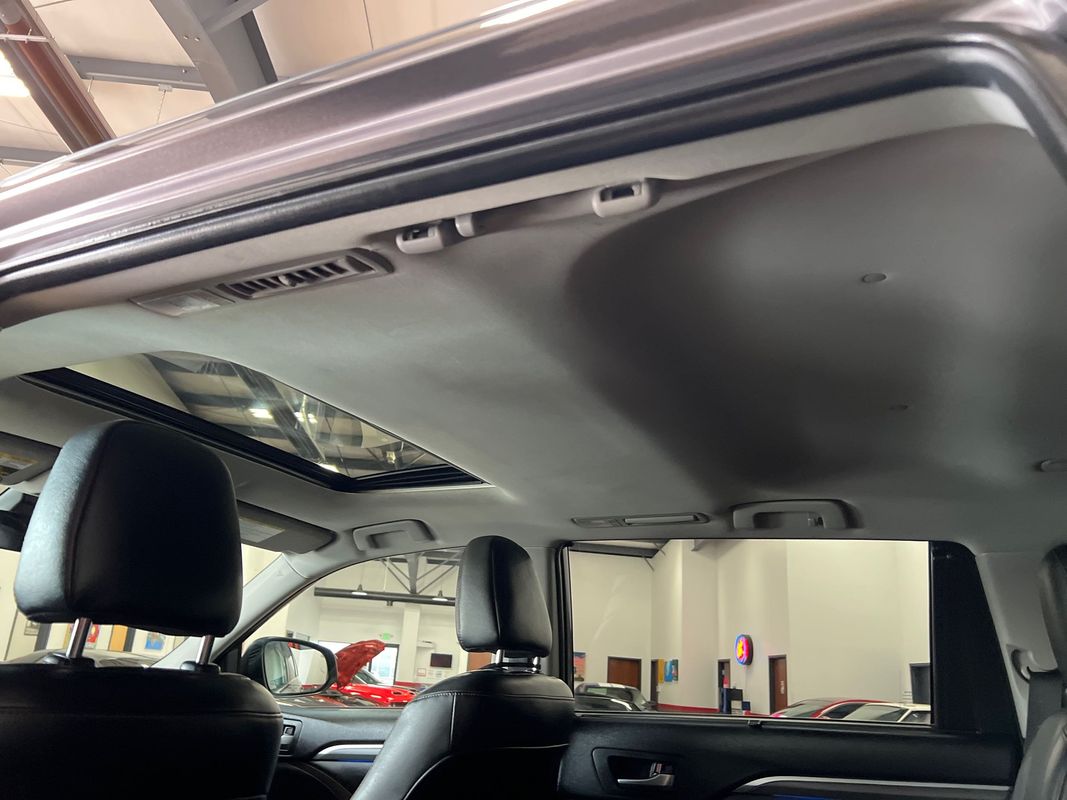 Vehicle image 116 of 117