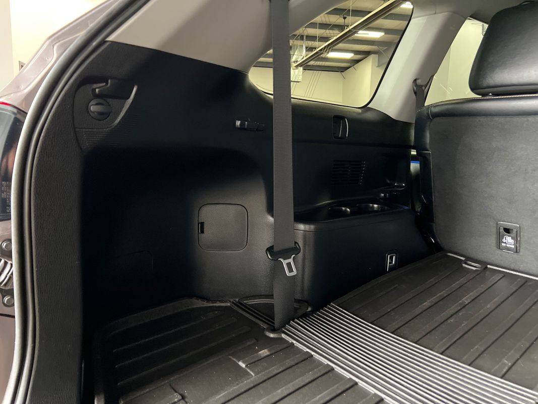 Vehicle image 48 of 117