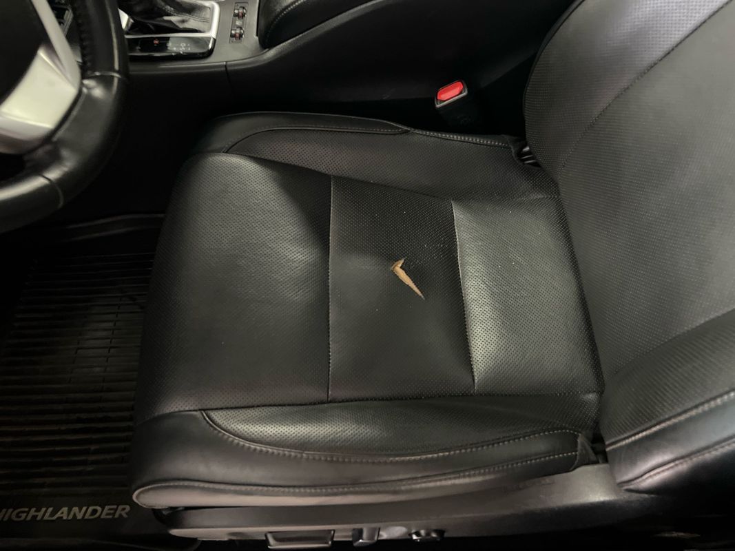 Vehicle image 75 of 117