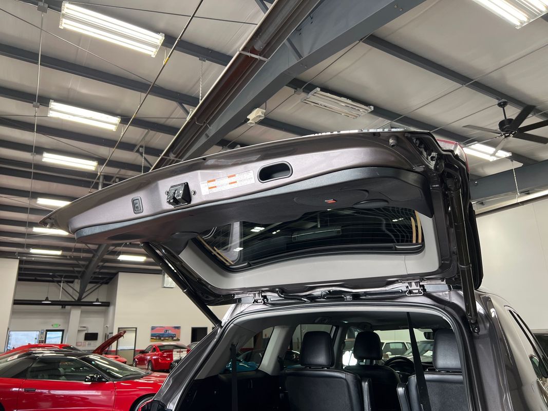 Vehicle image 43 of 117