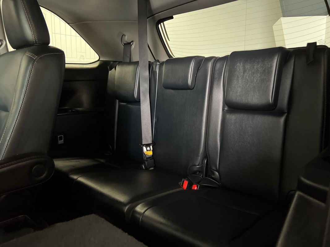 Vehicle image 115 of 117