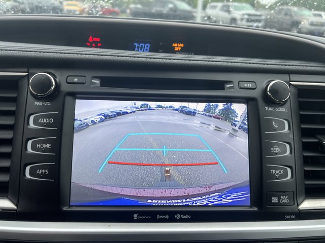 Vehicle image 18 of 27