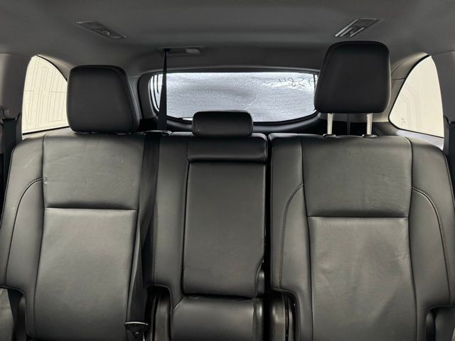 Vehicle image 13 of 22