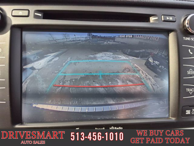 Vehicle image 31 of 34