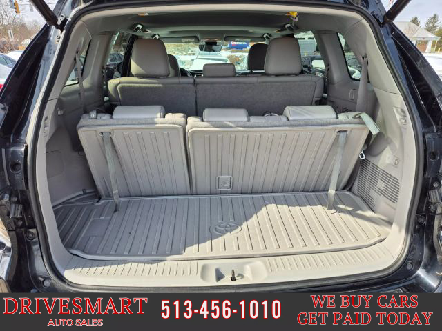 Vehicle image 11 of 34