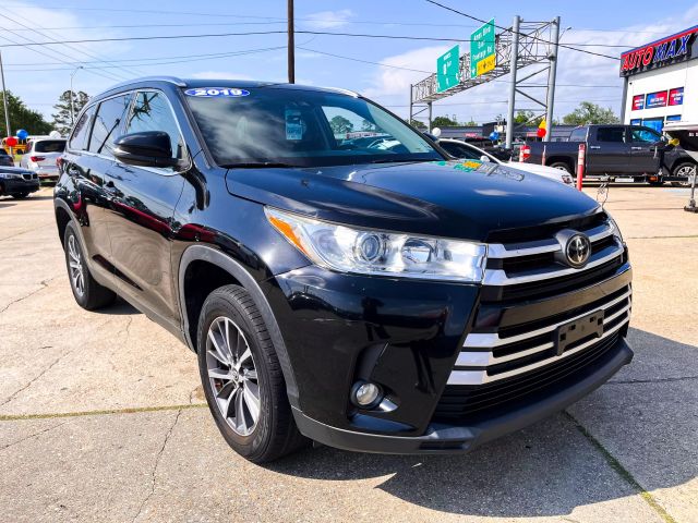 Vehicle image 5 of 41