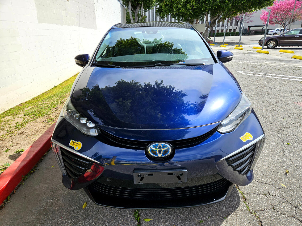 Vehicle image 9 of 24