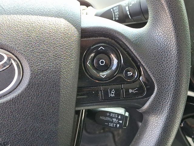 Vehicle image 21 of 31