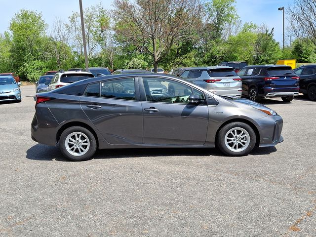 Vehicle image 4 of 31