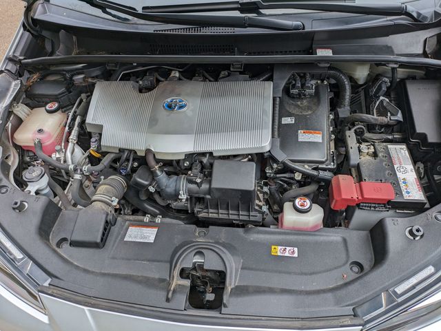 Vehicle image 26 of 30