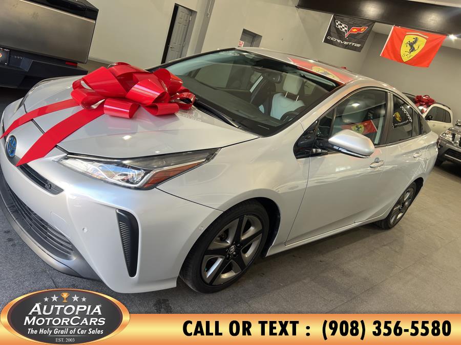 Vehicle image 12 of 44