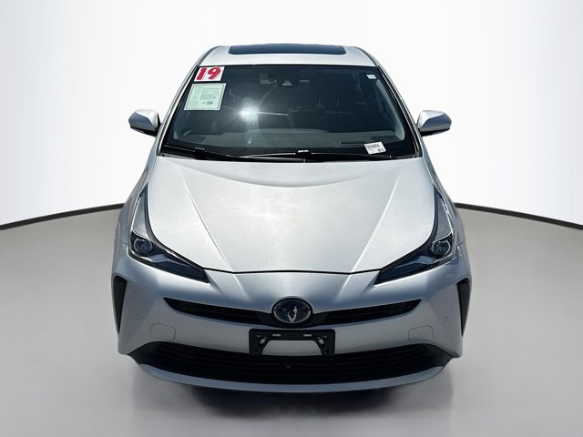 Vehicle image 3 of 43