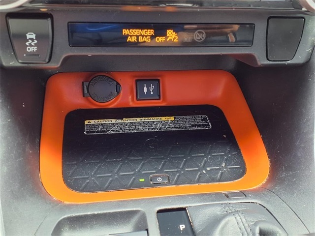Vehicle image 20 of 25