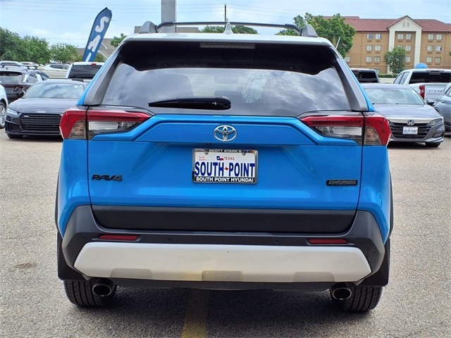 Vehicle image 5 of 25