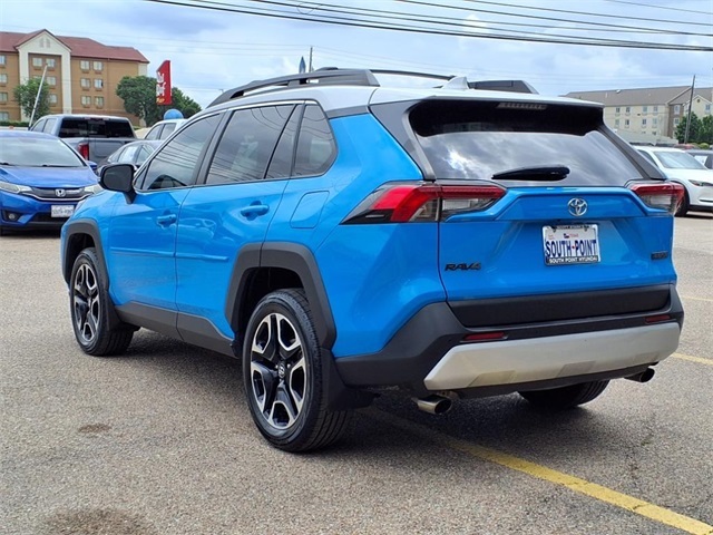 Vehicle image 8 of 25