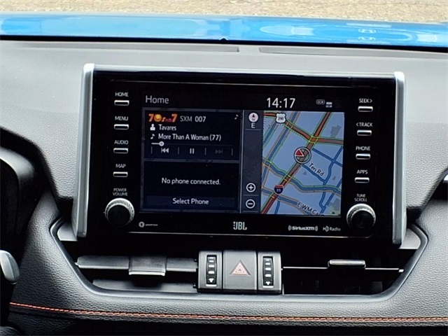 Vehicle image 17 of 25