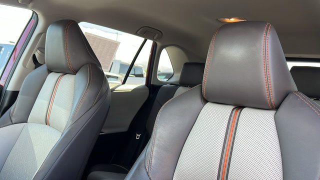Vehicle image 18 of 29