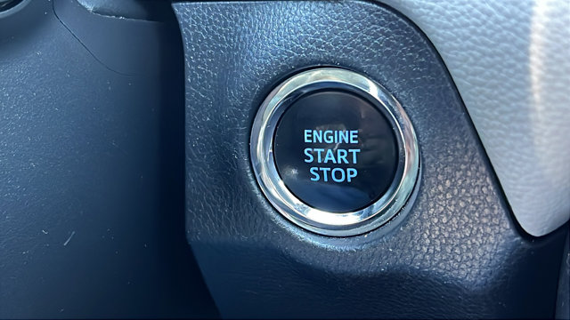 Vehicle image 27 of 29