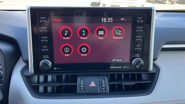 Vehicle image 22 of 29