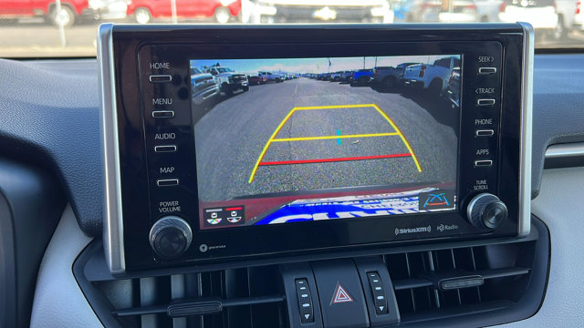 Vehicle image 23 of 29