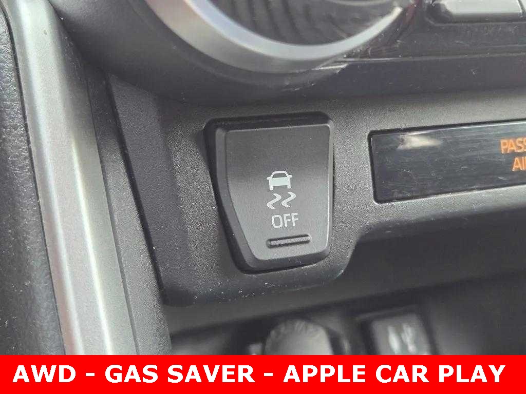 Vehicle image 22 of 35