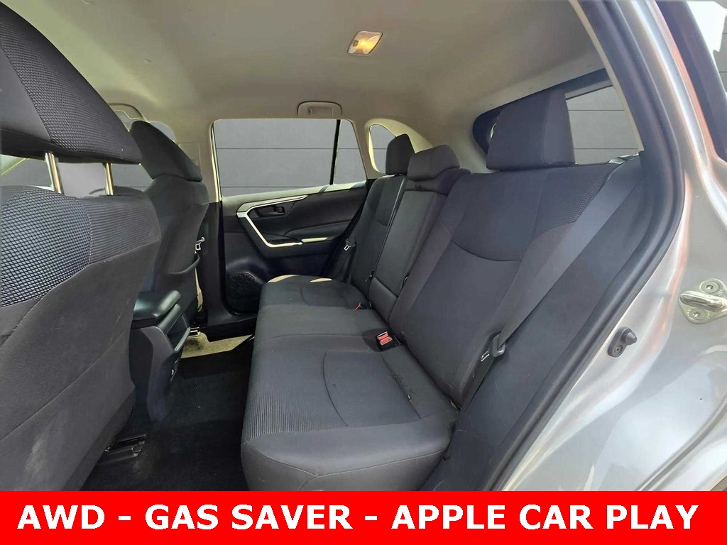 Vehicle image 14 of 35