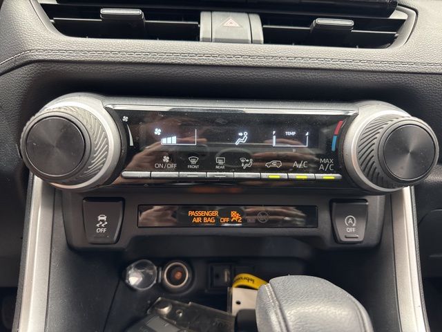 Vehicle image 23 of 23