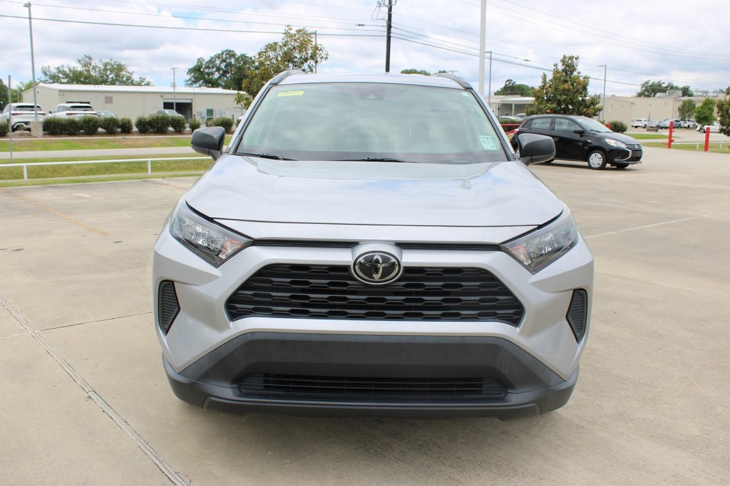 Vehicle image 2 of 28