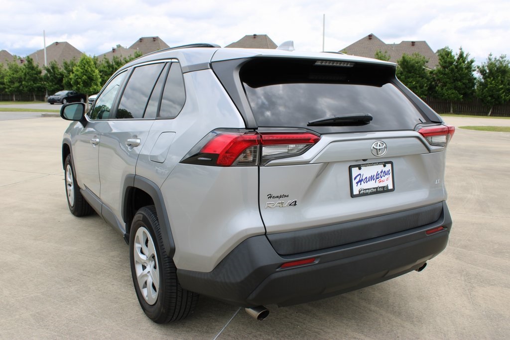 Vehicle image 6 of 28
