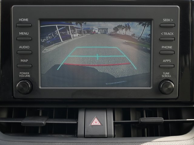 Vehicle image 26 of 35