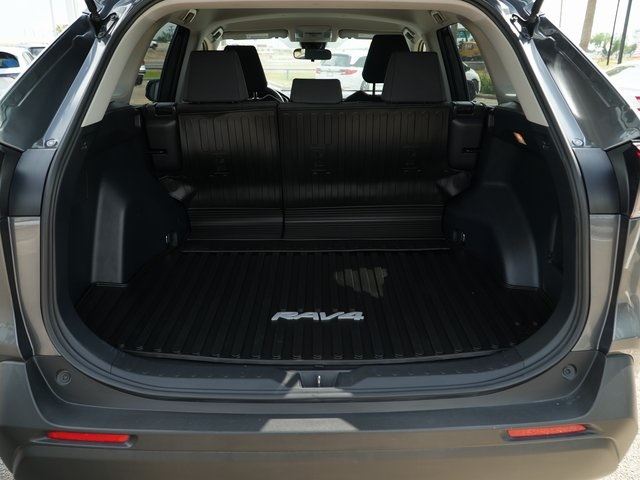 Vehicle image 10 of 35