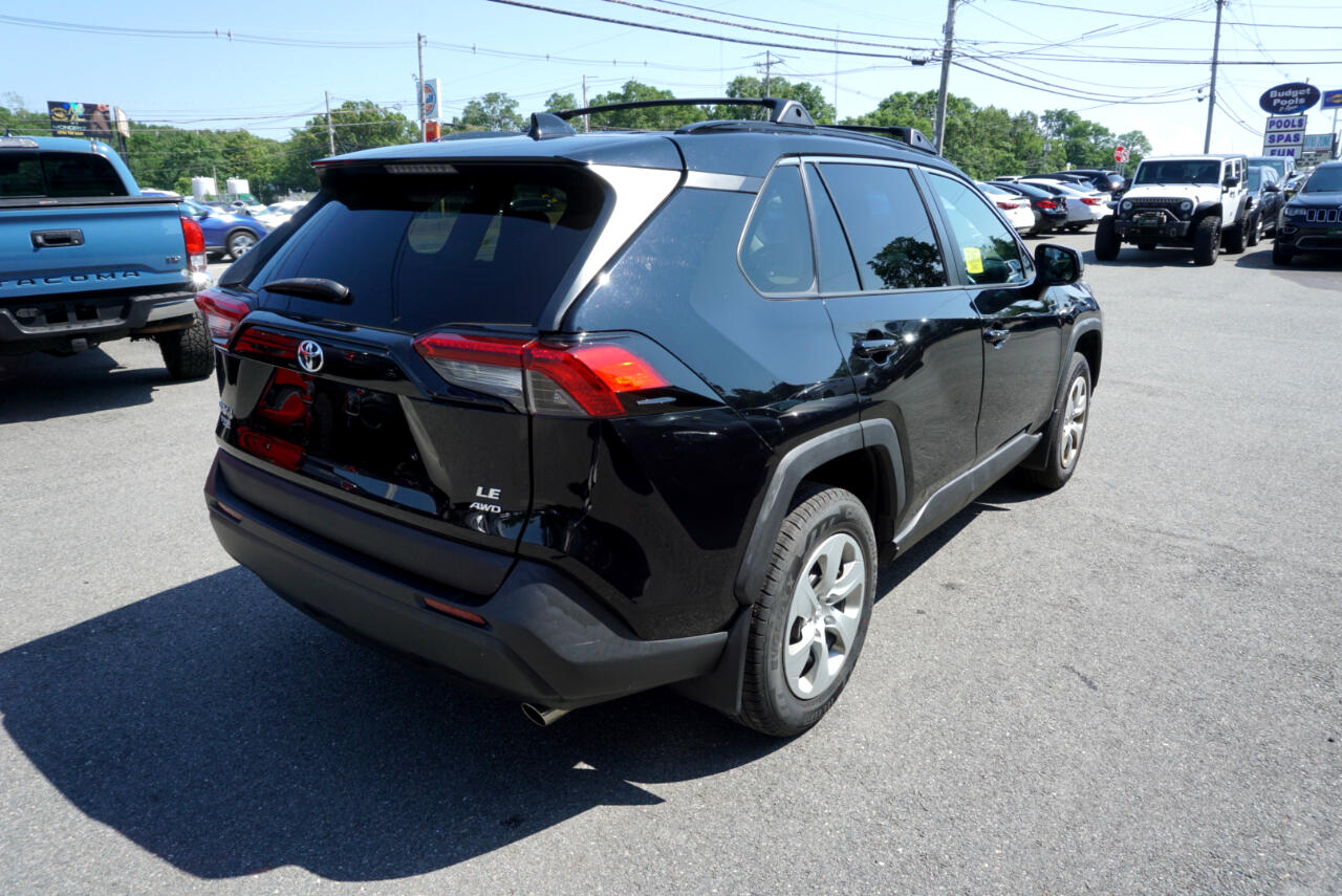 Vehicle image 4 of 23