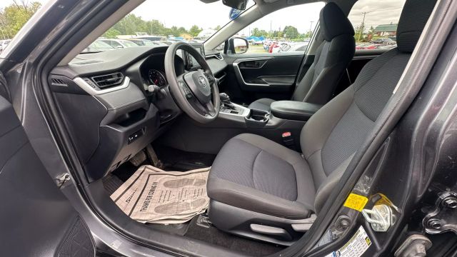 Vehicle image 20 of 36