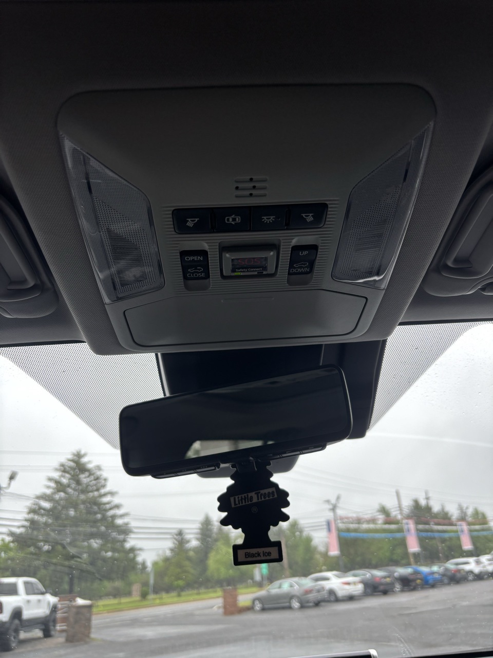 Vehicle image 18 of 20