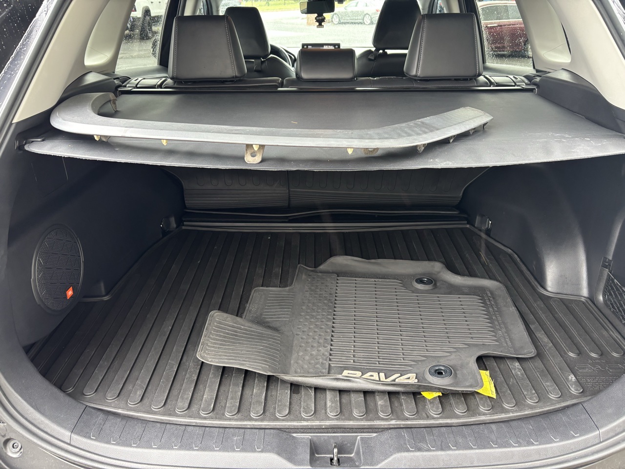Vehicle image 7 of 20