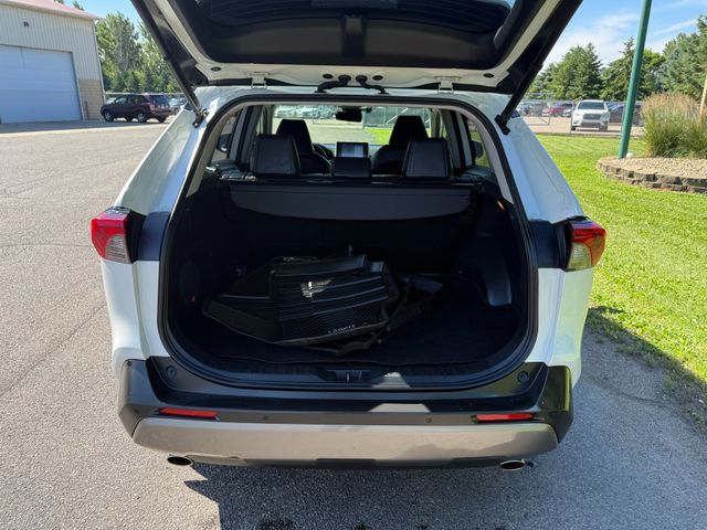 Vehicle image 6 of 15