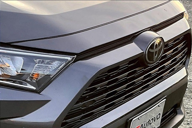 2019 Toyota RAV4 XLE Image 33 of 33