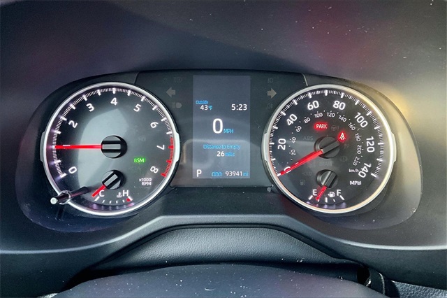 2019 Toyota RAV4 XLE Image 24 of 33