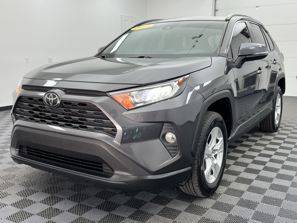 Vehicle image 1 of 33