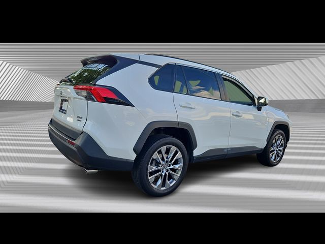 Vehicle image 3 of 30