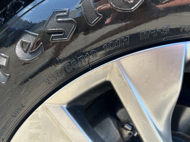 Vehicle image 14 of 35