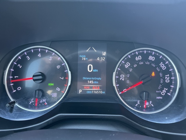 Vehicle image 22 of 35