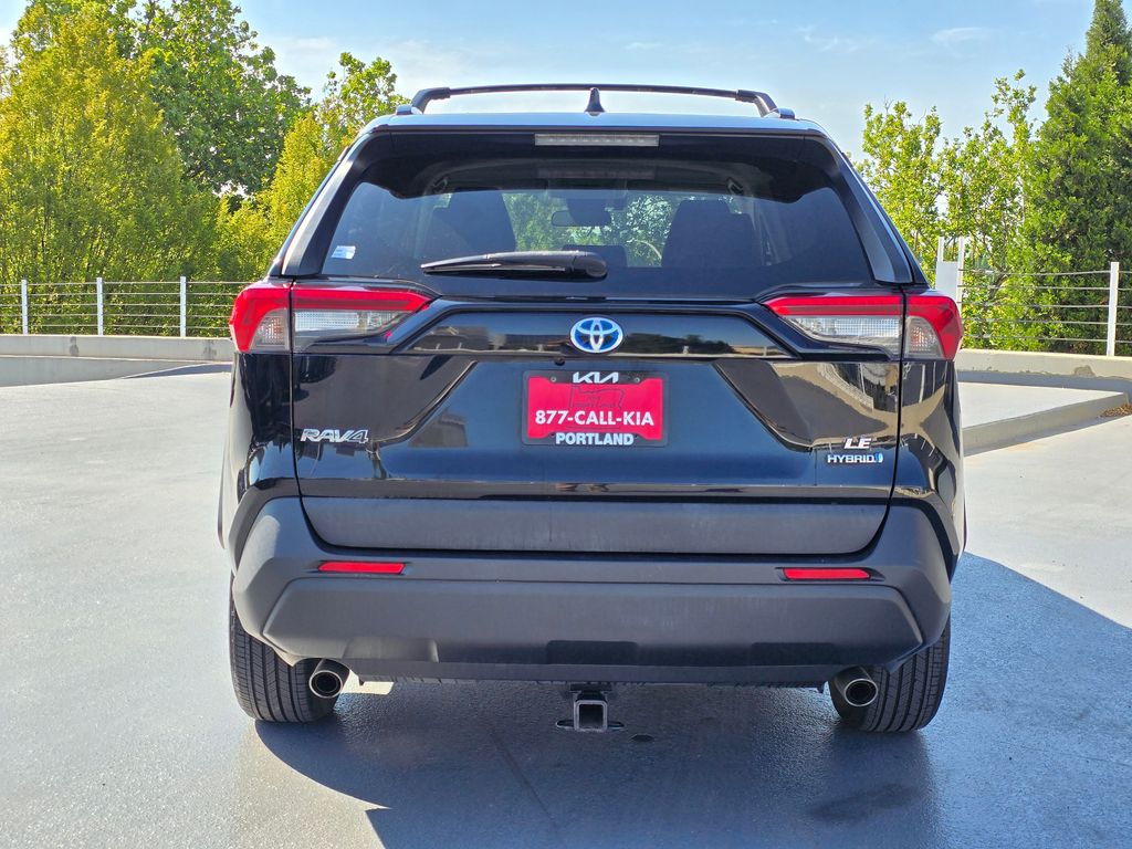 Vehicle image 6 of 31