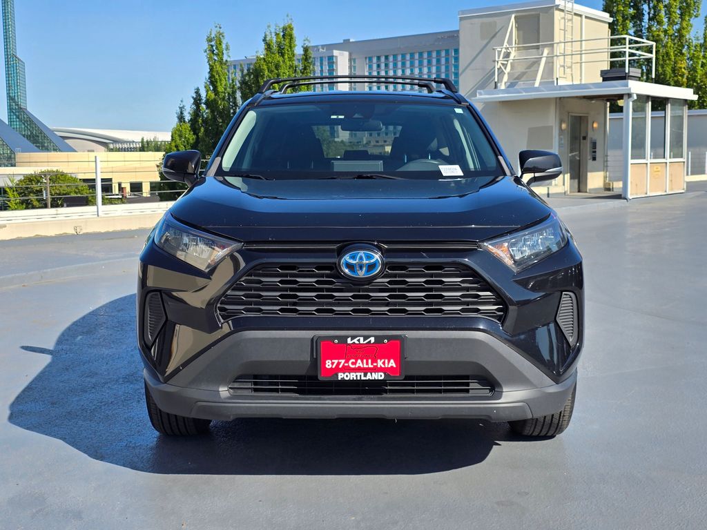 Vehicle image 2 of 31
